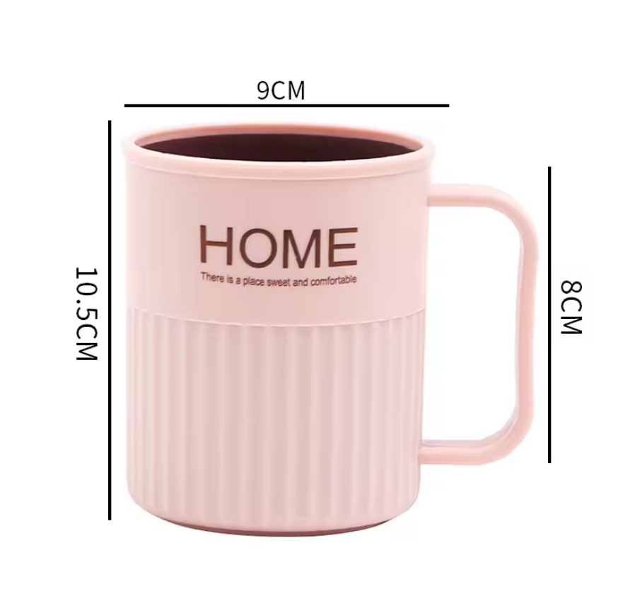 A Creative Two-Color Mouthwash Cup For Home Brushing And Washing Plastic With Handle