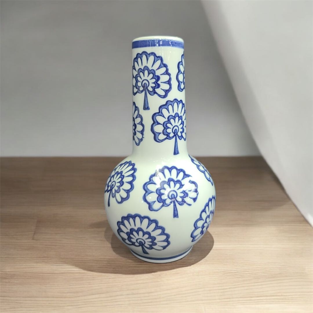 Hand-Painted Flower Blue and White Porcelain Vase