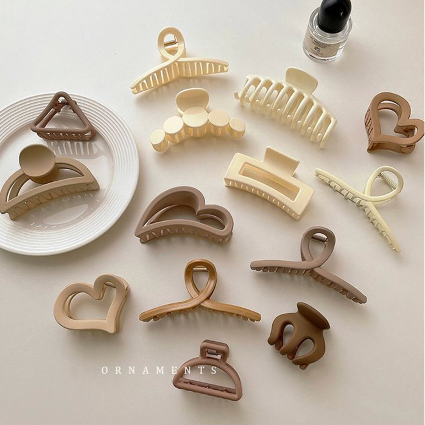 Fashion Hair Claw Clips For Women Horsetail Clip Geometric Imitation Pearl
