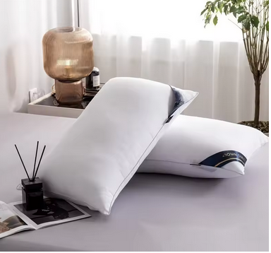 Luxury Hotel Pillows Non-collapsible Protecting Neck 48x74cm