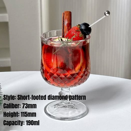 Hot wine glass, Christmas Cocktail glass, wine glass, glass