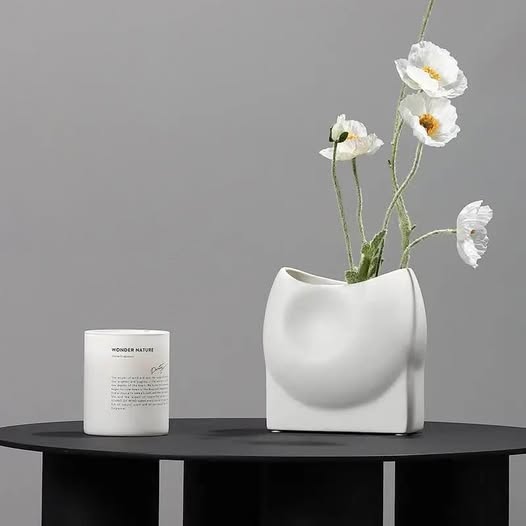 Large Artistic Flower Pot 255x130x240mm